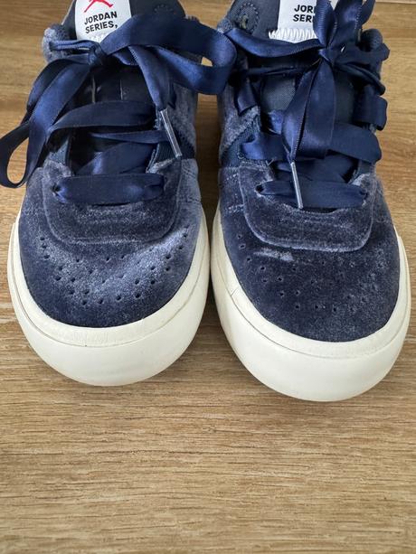 Tenisky jordsn series es, air jordan,36