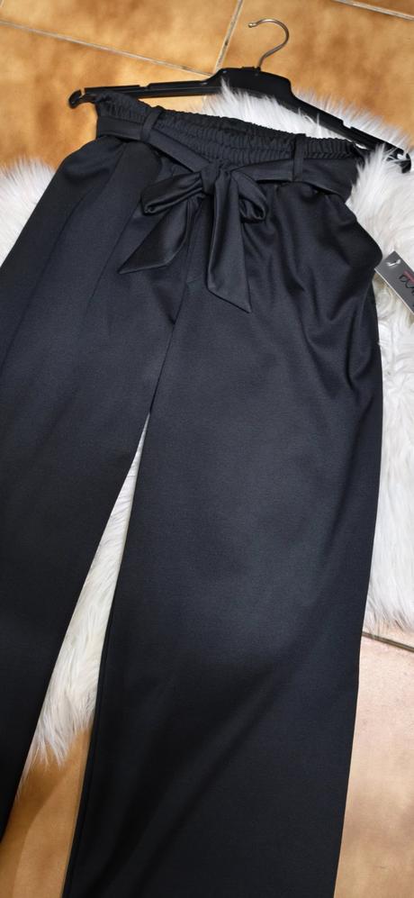 Módne dámske nohavice na gumu široké dole, m / s / xs