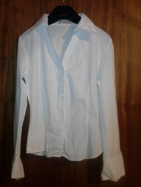 Nenosená biela košieľka, l