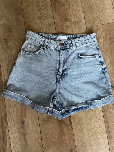 Riflové kraťasy, bershka,38