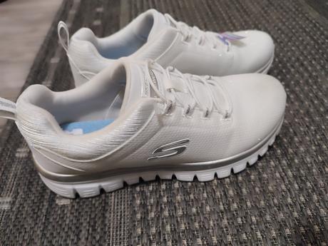 Tenisky 37 cena s poštovným, 37