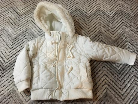 Snehobiela bundicka na zimu, early days,86