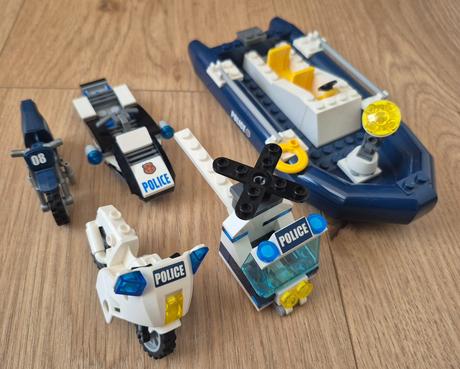 Lego polícia sada,