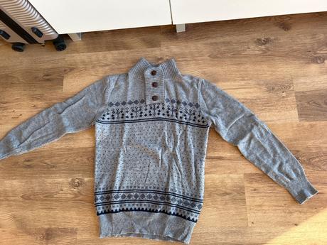Kvalitný vlneny sveter, julius zöllner,m
