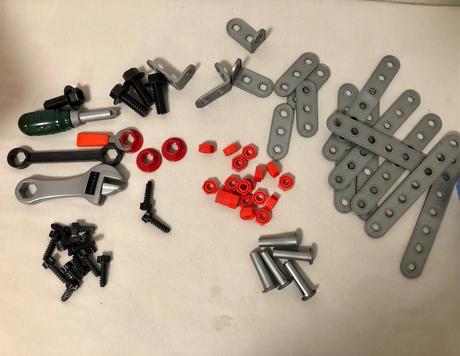 Detsky pracovny stol, 