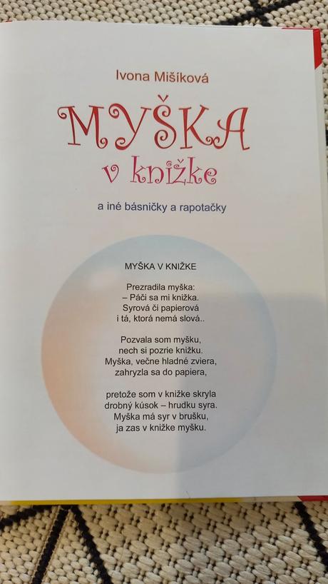 Myška v knižke, 