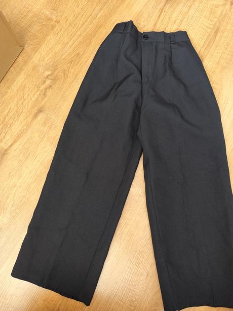 Vesta a nohavice, 128