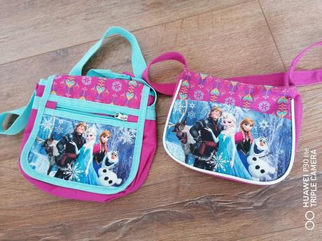 Kabelka a taštička frozen, 