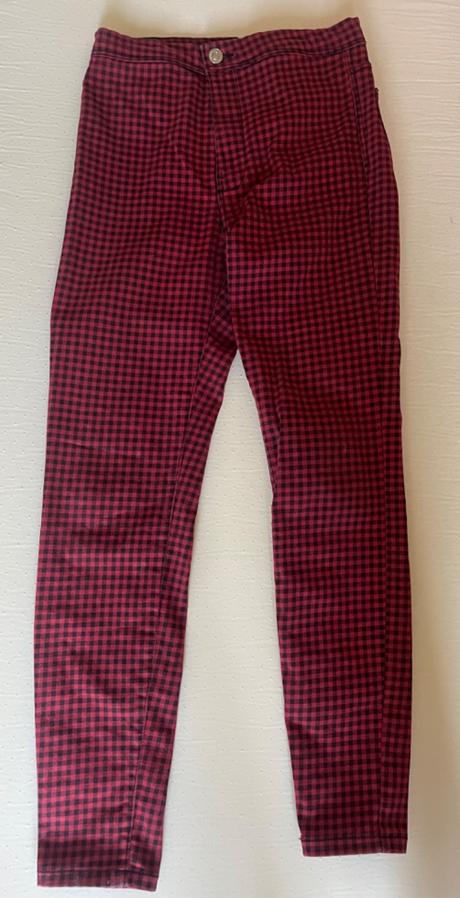 Dievčenské čierno červené kockované nohavice., bershka,38
