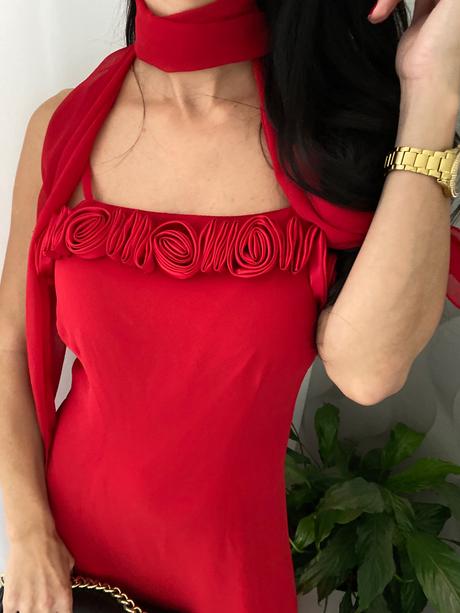 Spoločenské šaty so štólou, s