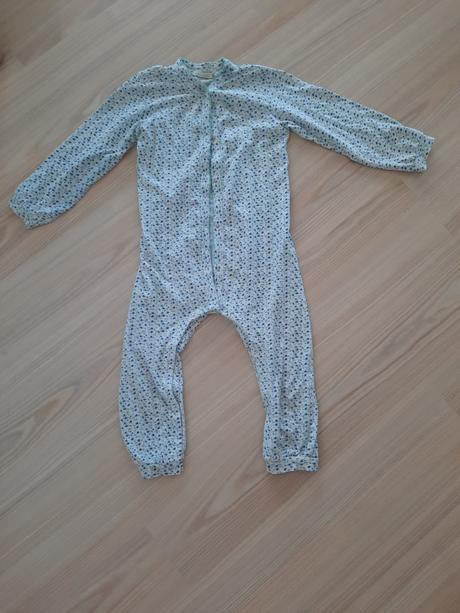 Pyzamko overal 30 mesiacov, 98