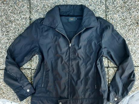 Zľava. čierna bunda camera man velk. m., m