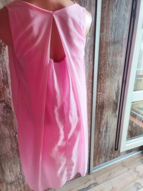 Letné ľahké šaty, 