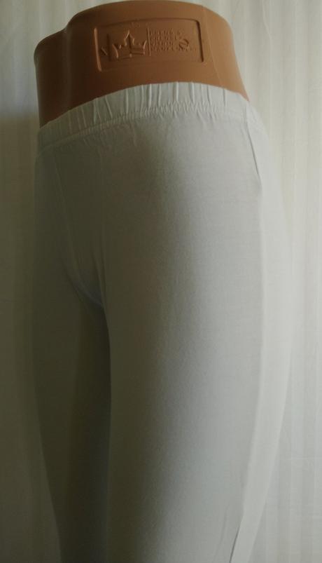 Dámske biele 3/4 legíny, chris line, s