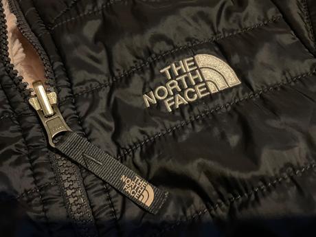 The north face  bunda obojstranná, 152