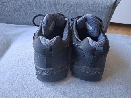 Turistické topánky tenisky botasky, jack wolfskin,41