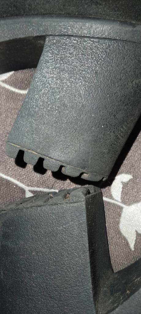 Čierne kotníkové čižmy, 38