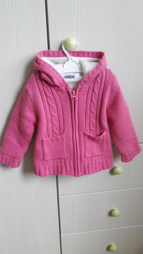 Teply svetrik, lupilu,80