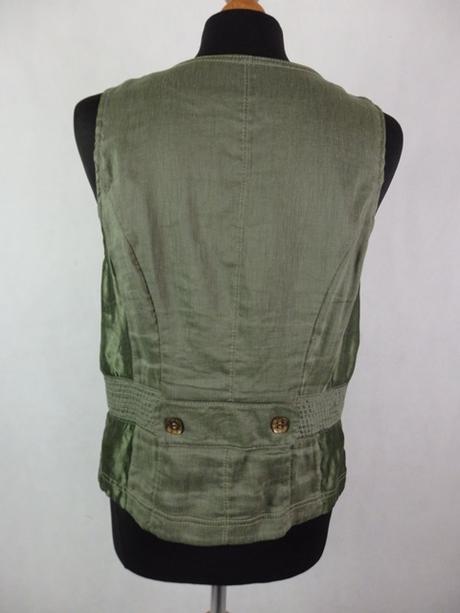 Kvalitný letný khaki komplet, 42