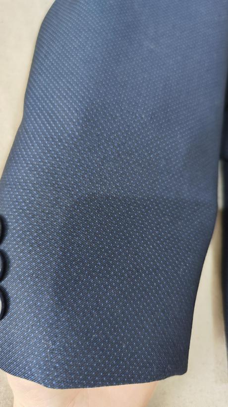 Chlapčenský oblek, 140