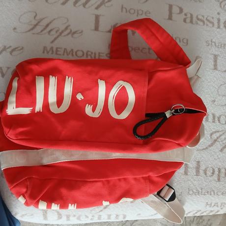 Ruksak liu jo, liu jo