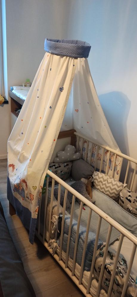 Baldachyn a mantinel, 