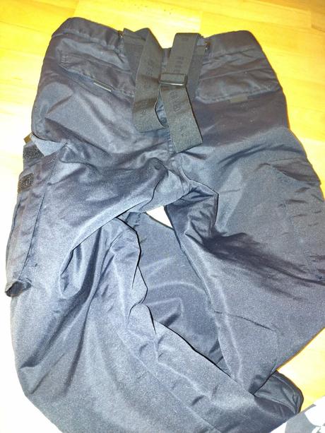 Čierne oteplovačky, veľ. 140, reserved,140