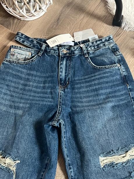 Mai collection diznsy, l