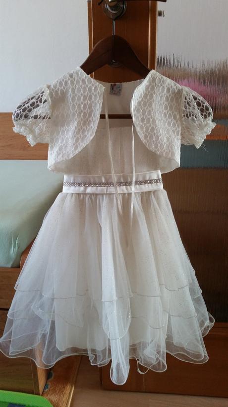 Slavnostne saty, 122