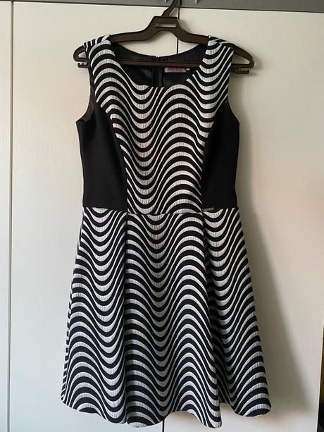 Strieborno-čierne spoločenské šaty, l