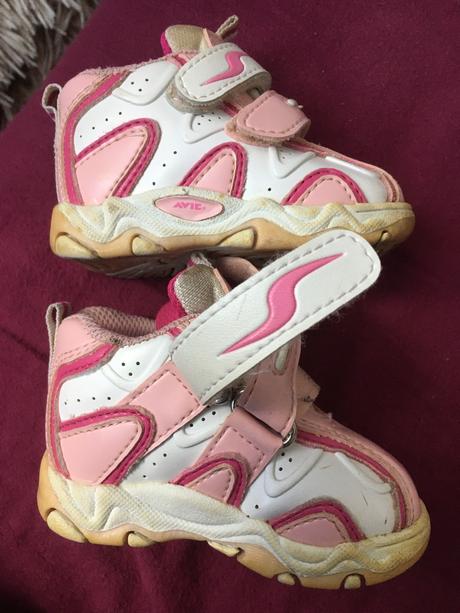 Frajerské prvé tenisky pre malú slečnu, 18