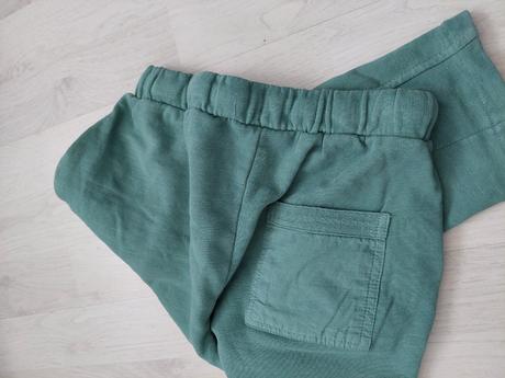 Širšie tepláky č.110, zara,110