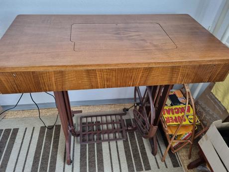 Šijací stroj lada, 