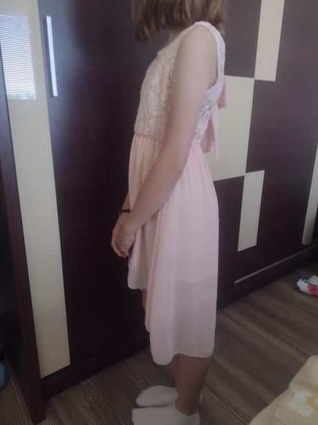 Krasne šaty 128/134, 128