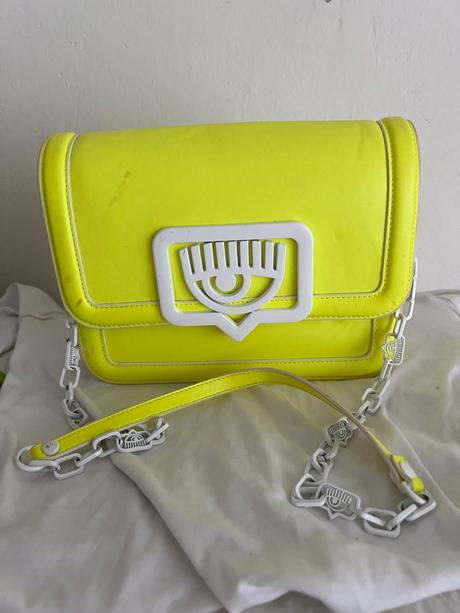 Chiara ferragni kabelka crossby listova,