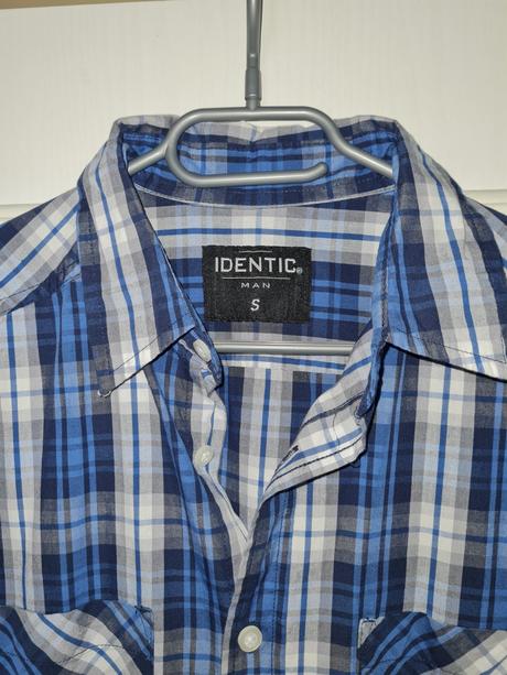 Košela identic, s