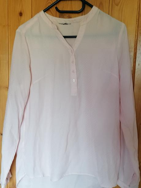 Balíček oblečenia, s