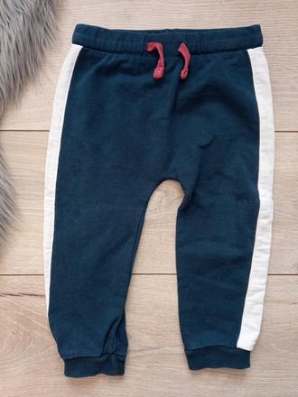 Chlapčenské pudlové tepláky (18-24 mes.), 92