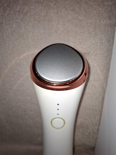 Masážny prístroj na tvár concept hot&cool po2020, 