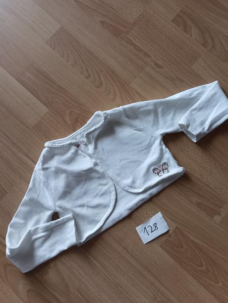 Balík next veci,veľ 128, 122–134