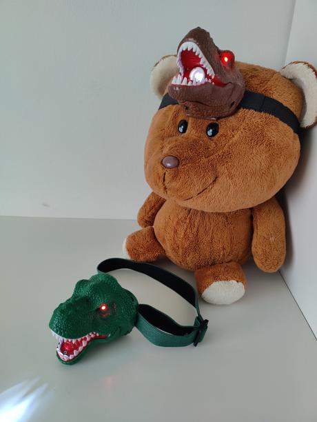 Zelená dino čelovka, 