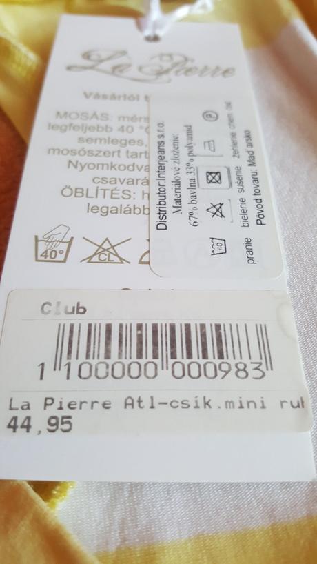 La pierre športové šaty, s