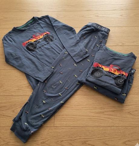 Pyžamo s autami, h&m,122
