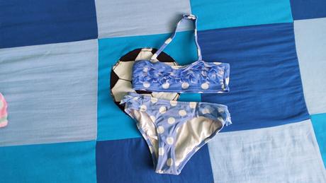 Šaty na prijímanie (pribalím plavky), 122