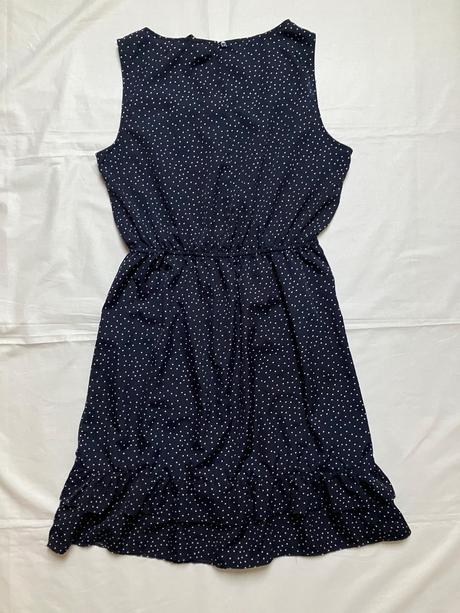 Dámske letné tmavomodré bodkované šaty na ramienka, l