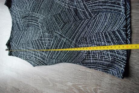 Top - elasticky a trblietavý, s