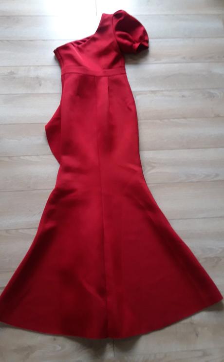 Spoločenské šaty nové, s