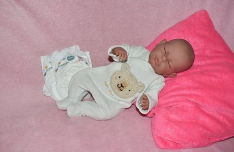 Spiaca m.llorens bábika,