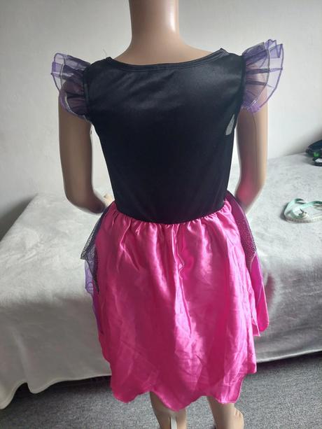 Čarodejnica karnevalové šaty veľ.134-140, 