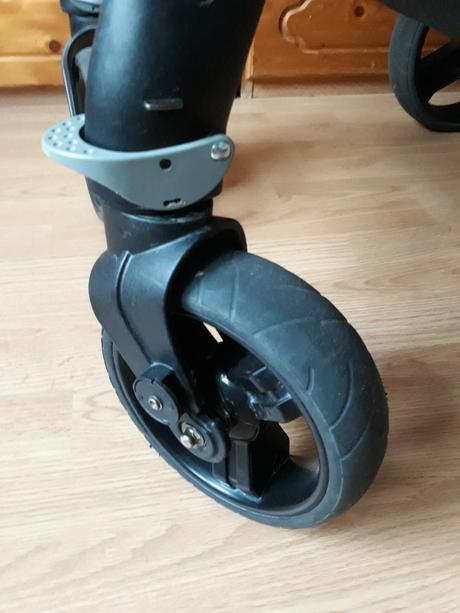 Športový kočik, quatro